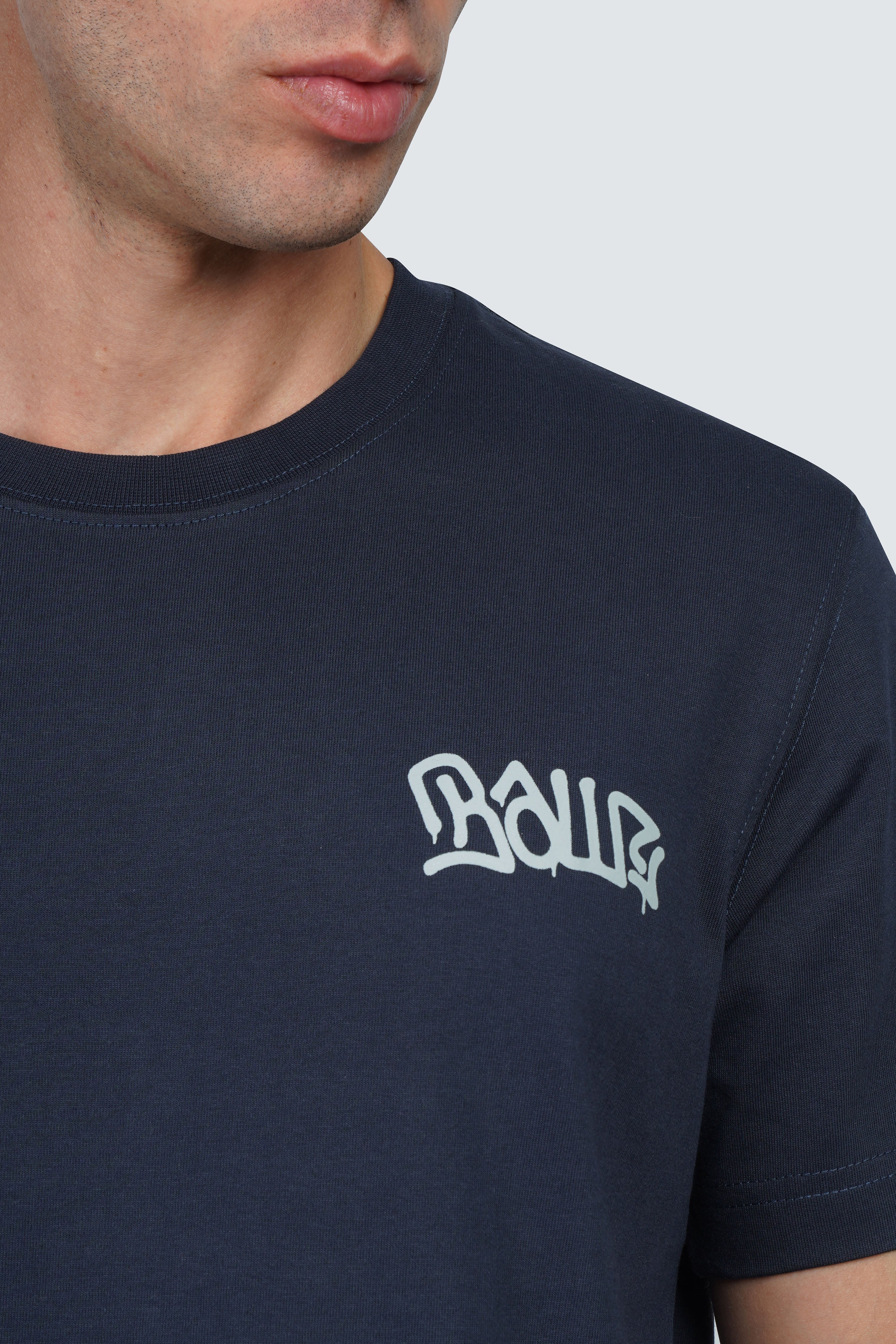 SIDEWIND Vivid Tee