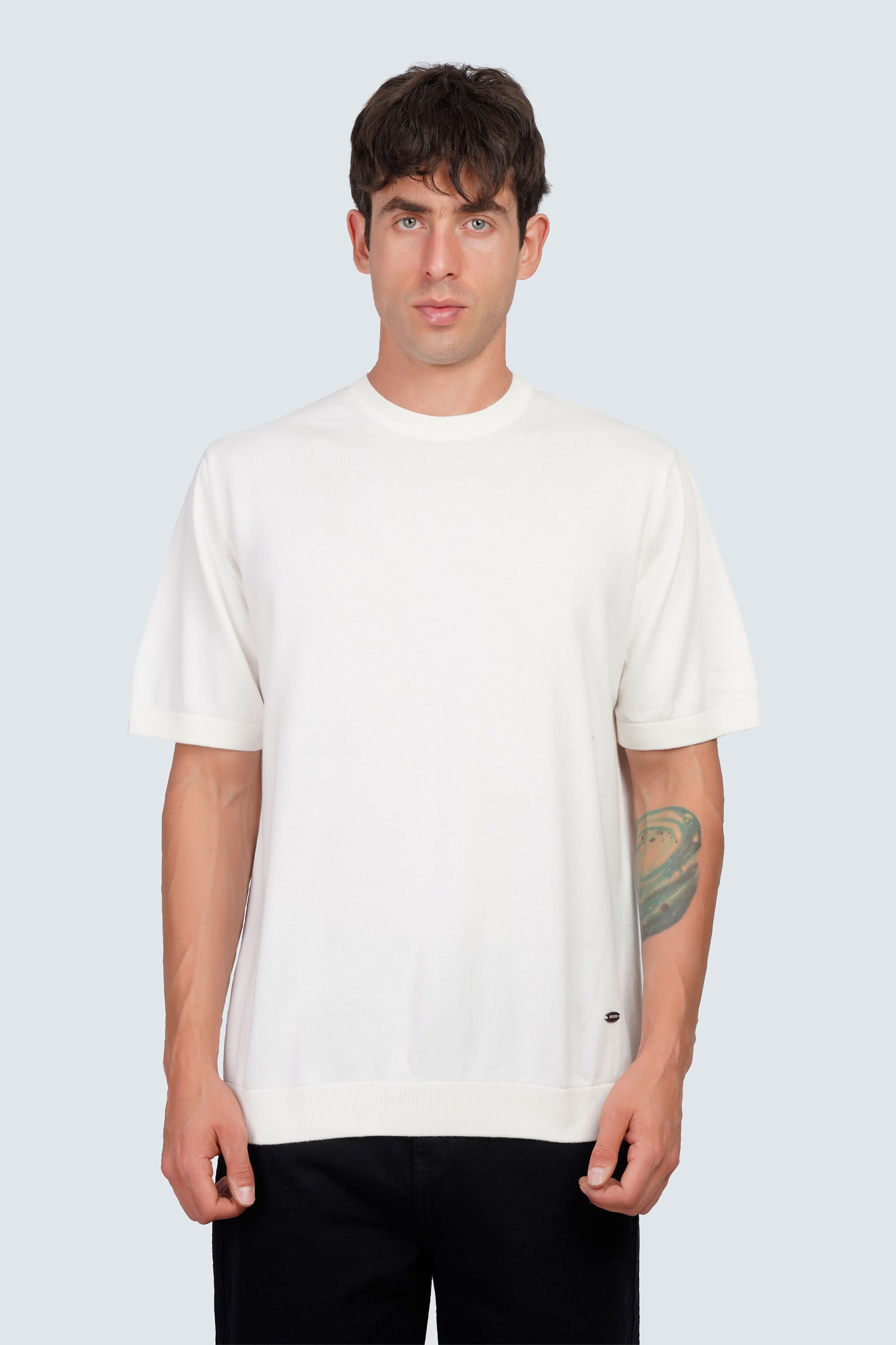 SIDEWIND Basic Tee