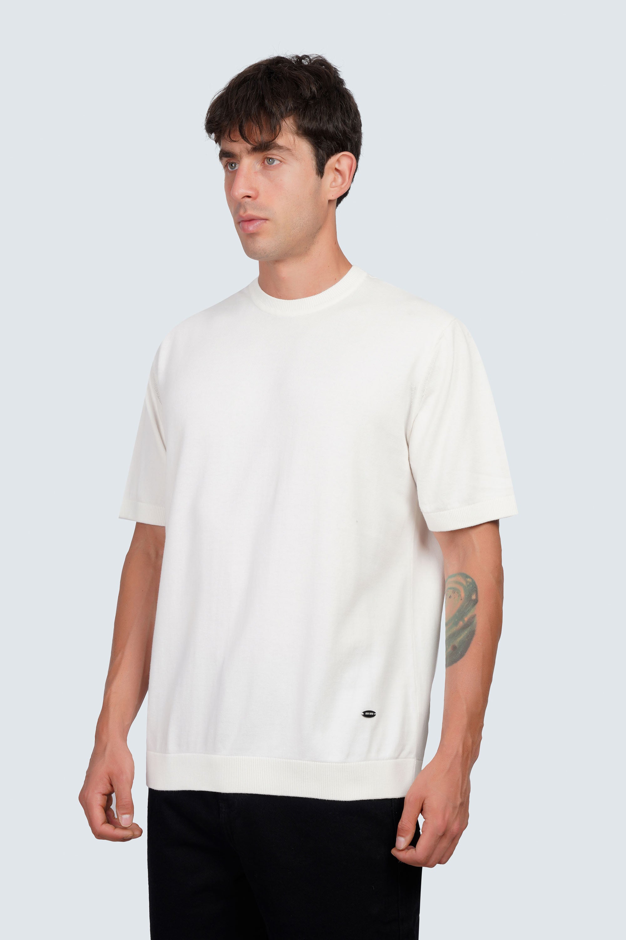 SIDEWIND Basic Tee