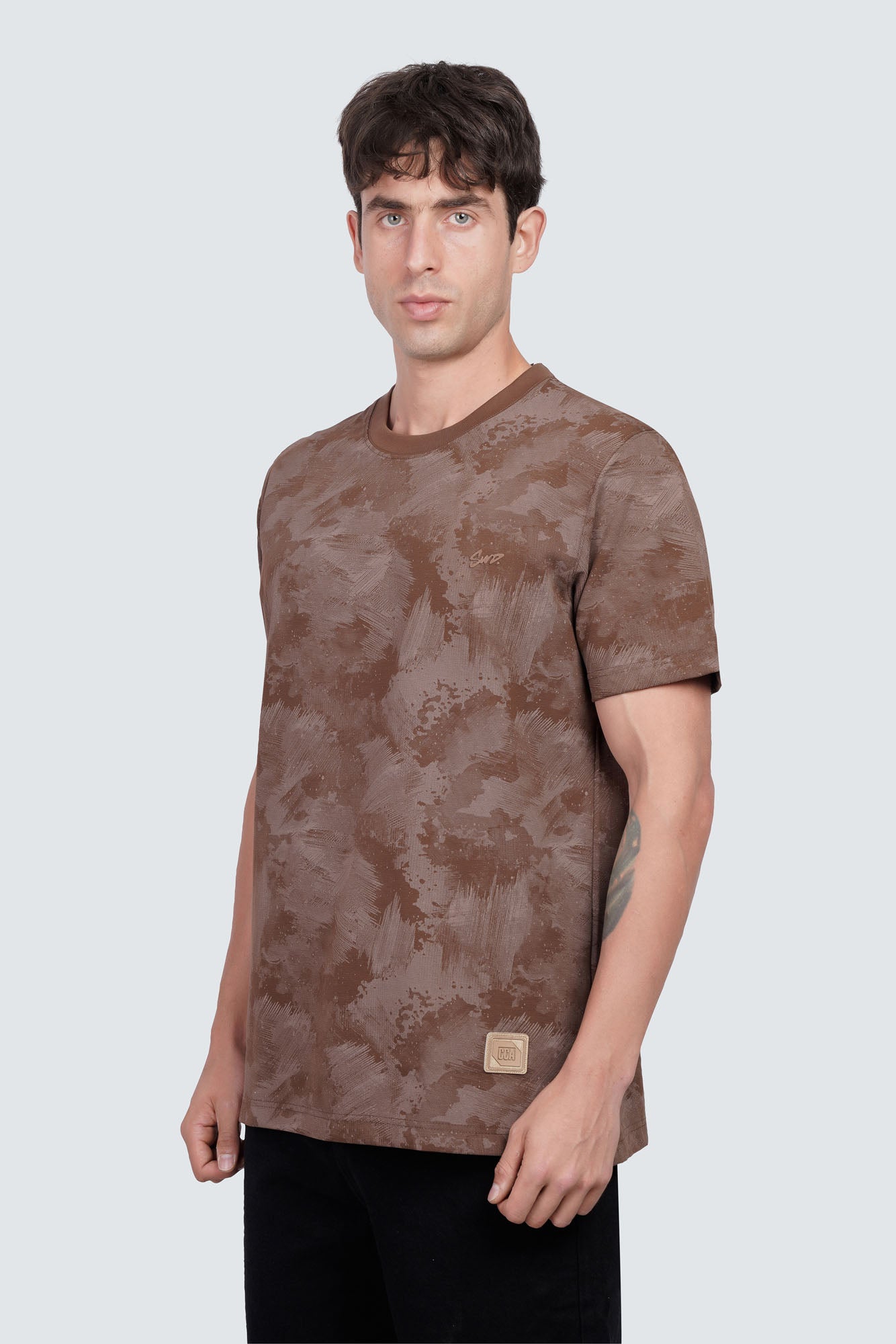 SIDEWIND Relaxed Fit Tee