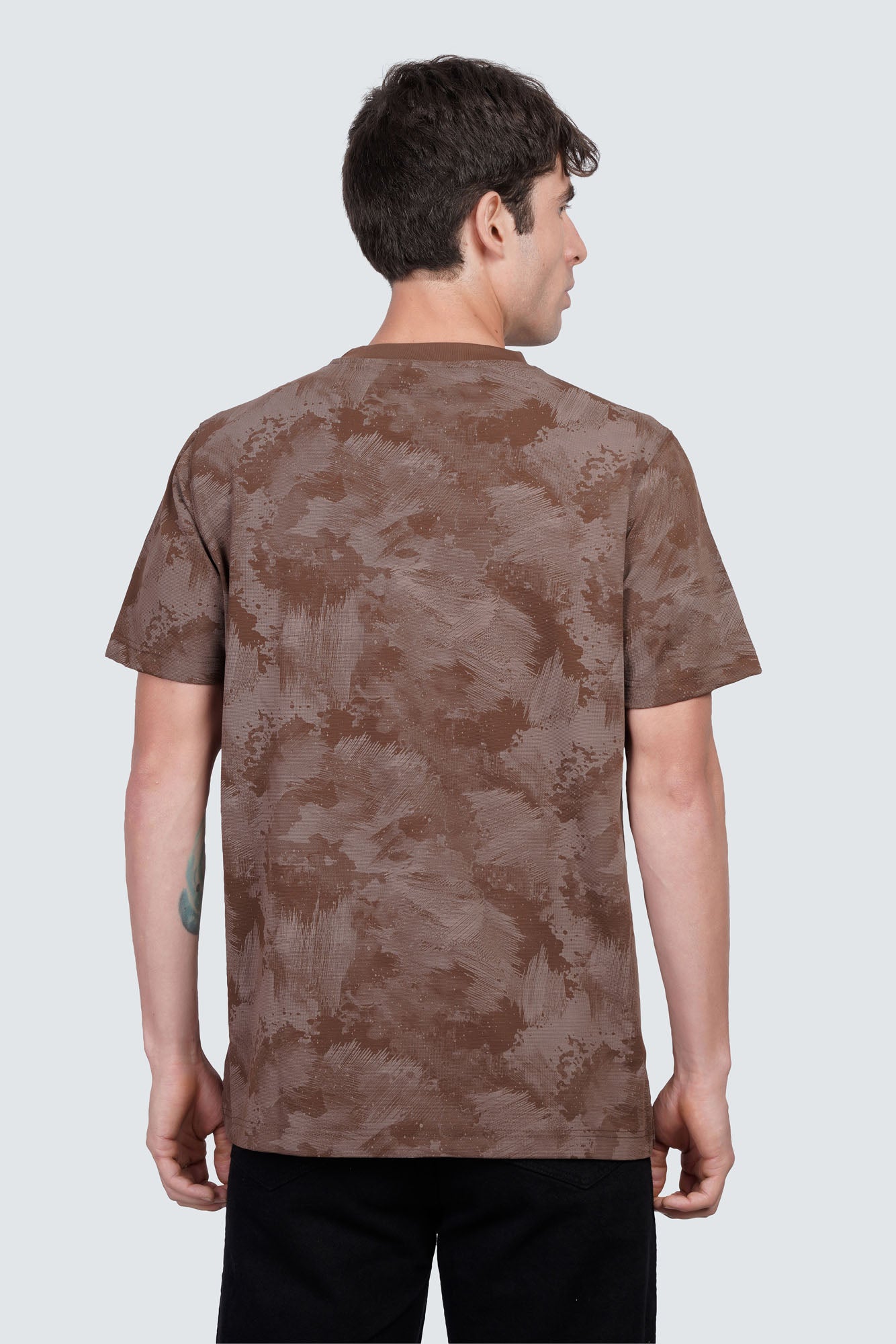 SIDEWIND Relaxed Fit Tee