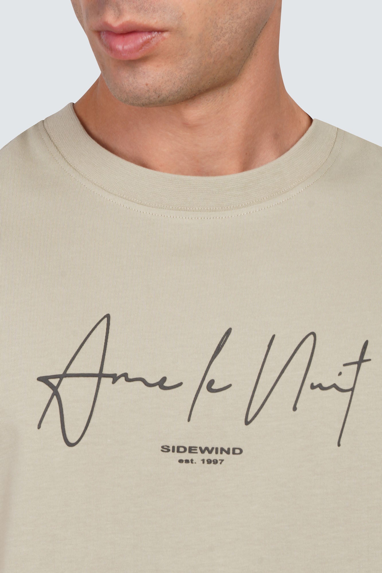SIDEWIND Minimal Loose Tee
