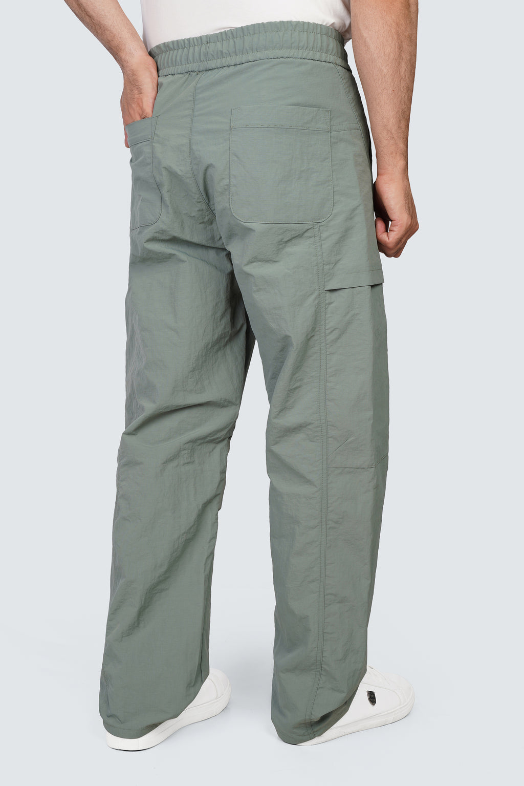 Relaxed Cargo Pants Beige - Front View