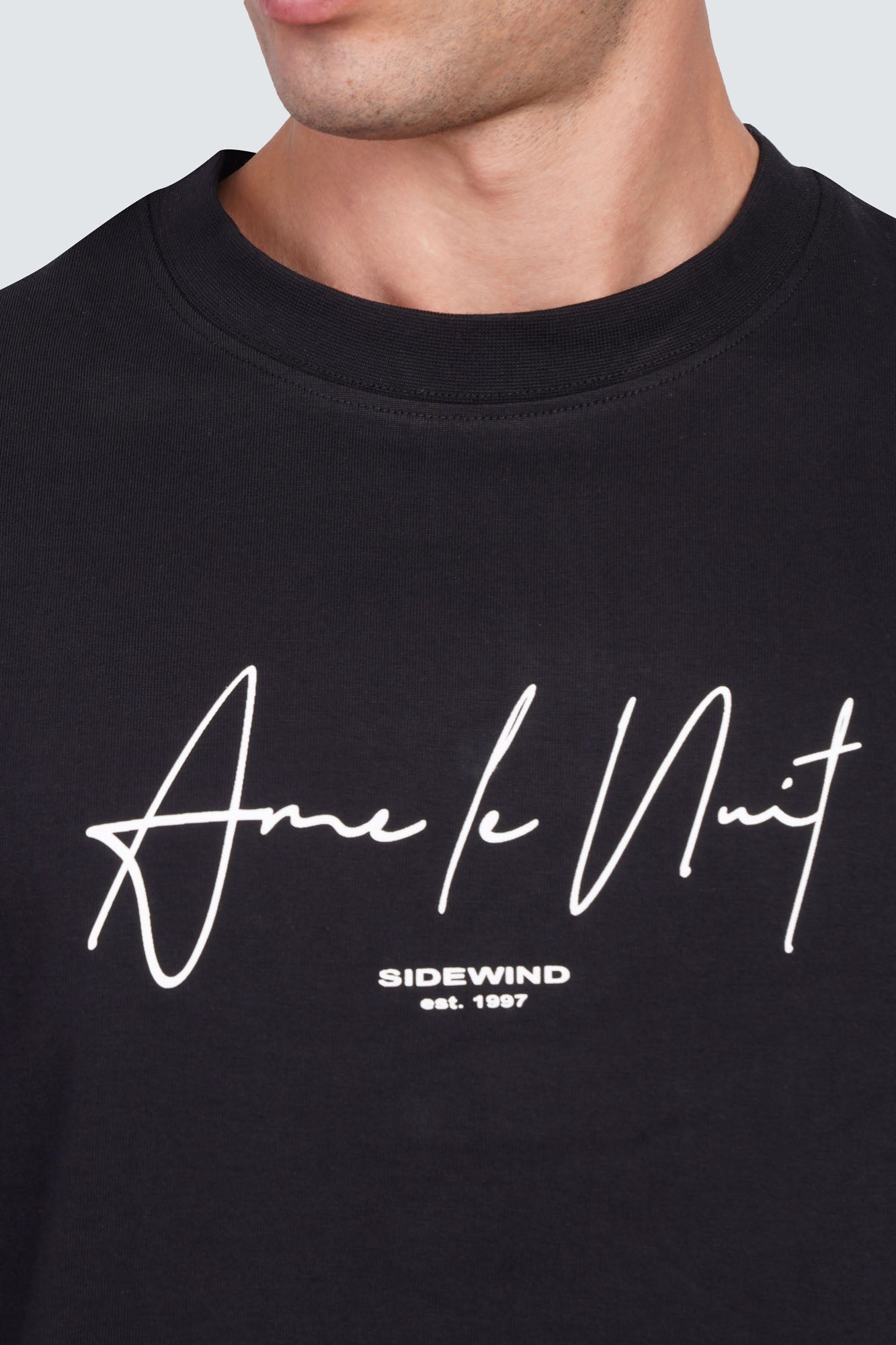 SIDEWIND Minimal Loose Tee